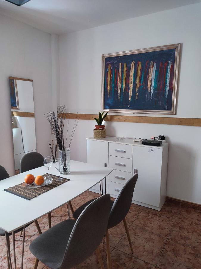 Апартаменты Apartamento Bajo Quintero Алькала Экстерьер фото